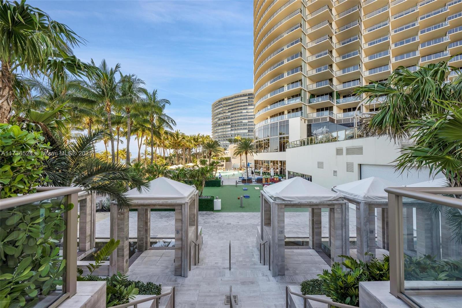 BAL HARBOUR NORTH SOUTH C - Residential