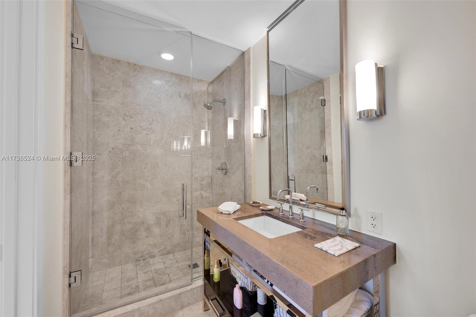 BAL HARBOUR NORTH SOUTH C - Residential
