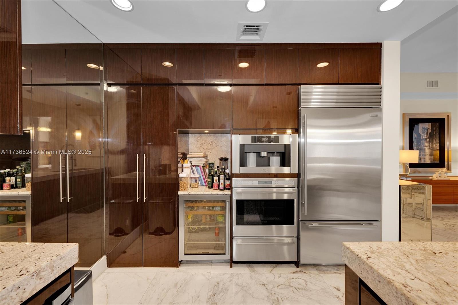 BAL HARBOUR NORTH SOUTH C - Residential