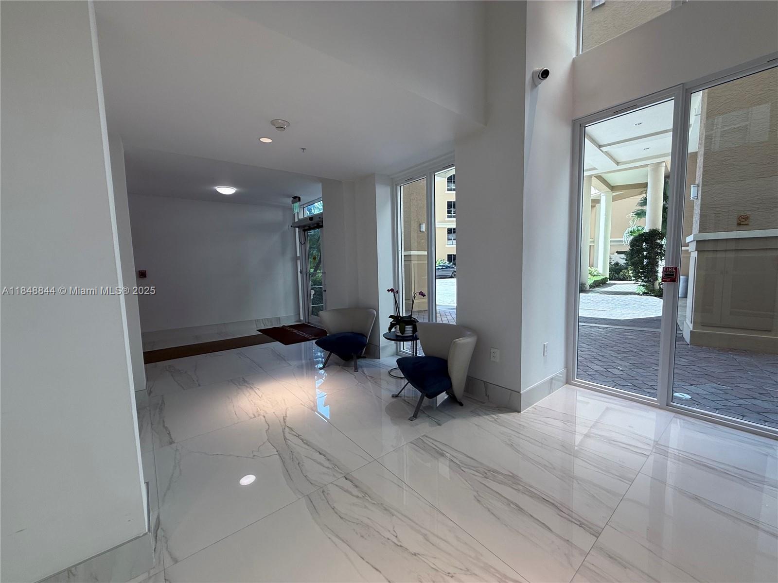 AVENTURA MARINA CONDO NUM - Residential