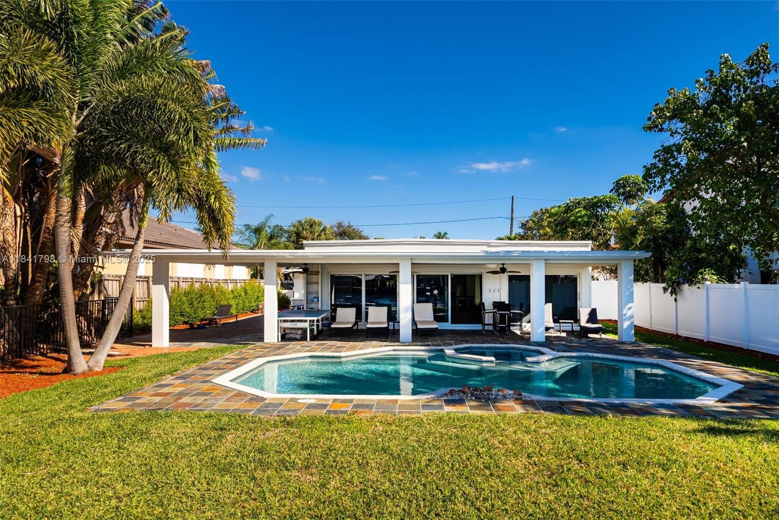 POMPANO BEACH PARK - Residential Lease