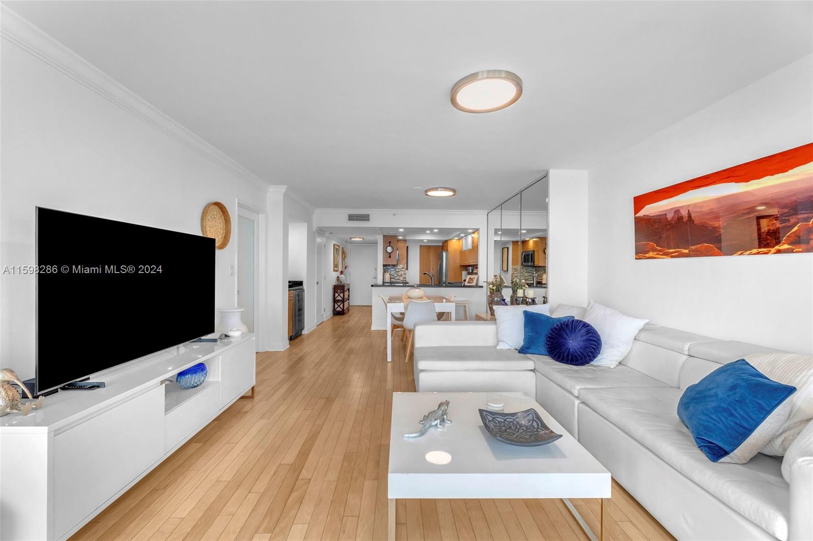 VENETIA CONDO - Residential