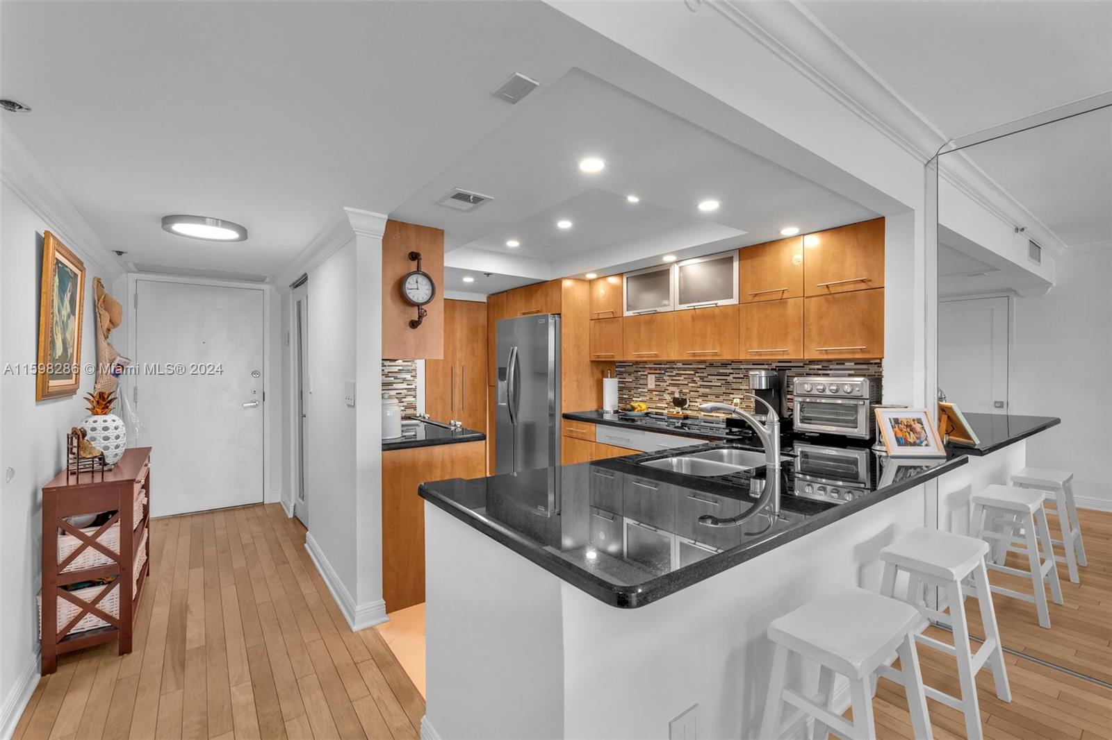 VENETIA CONDO - Residential