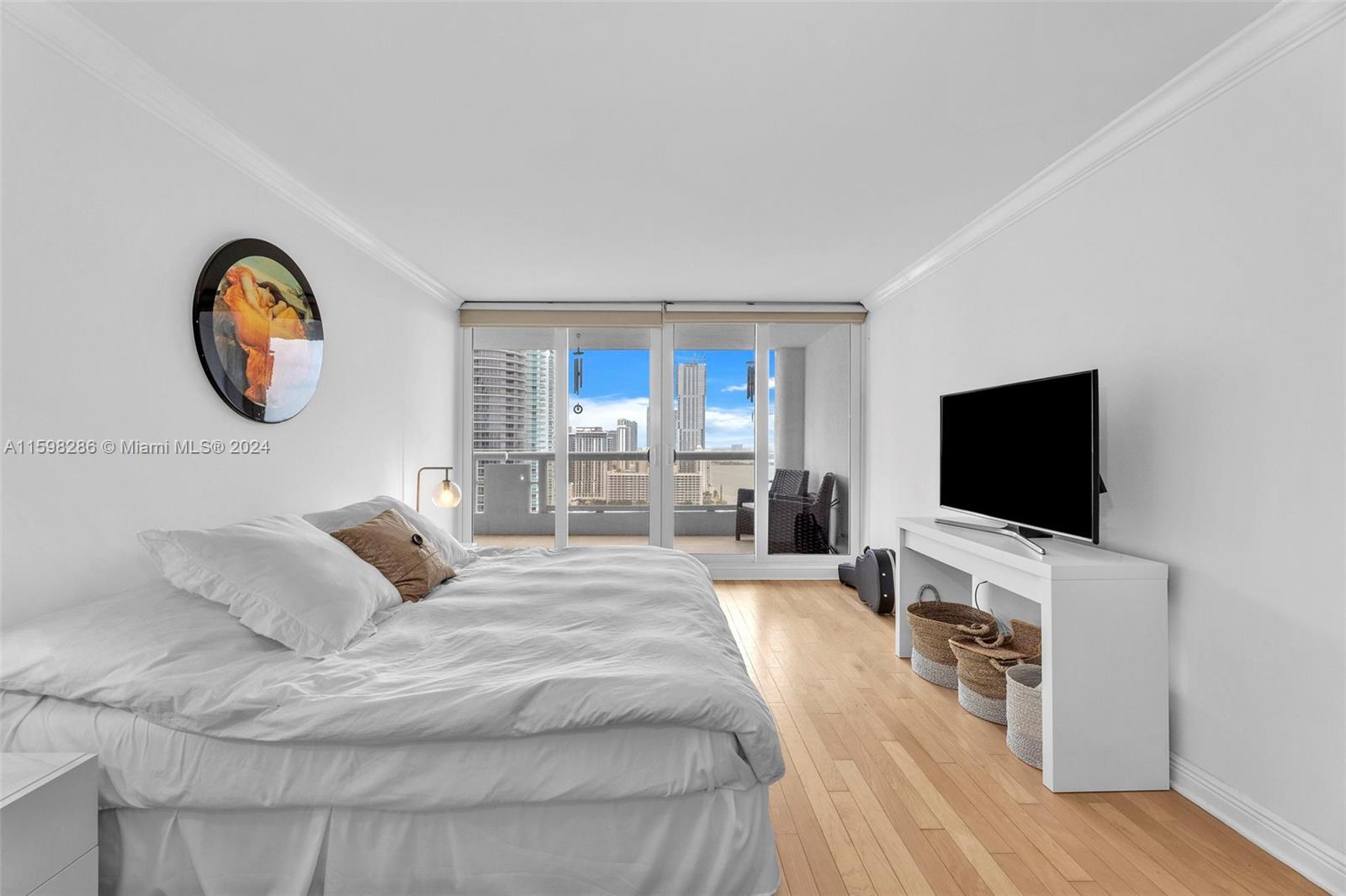 VENETIA CONDO - Residential