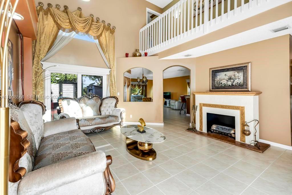 SILVER SHORES (PARCELS A - Residential