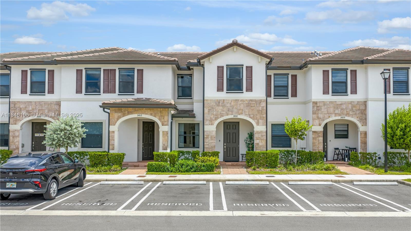 AQUABELLA NORTH - Residential