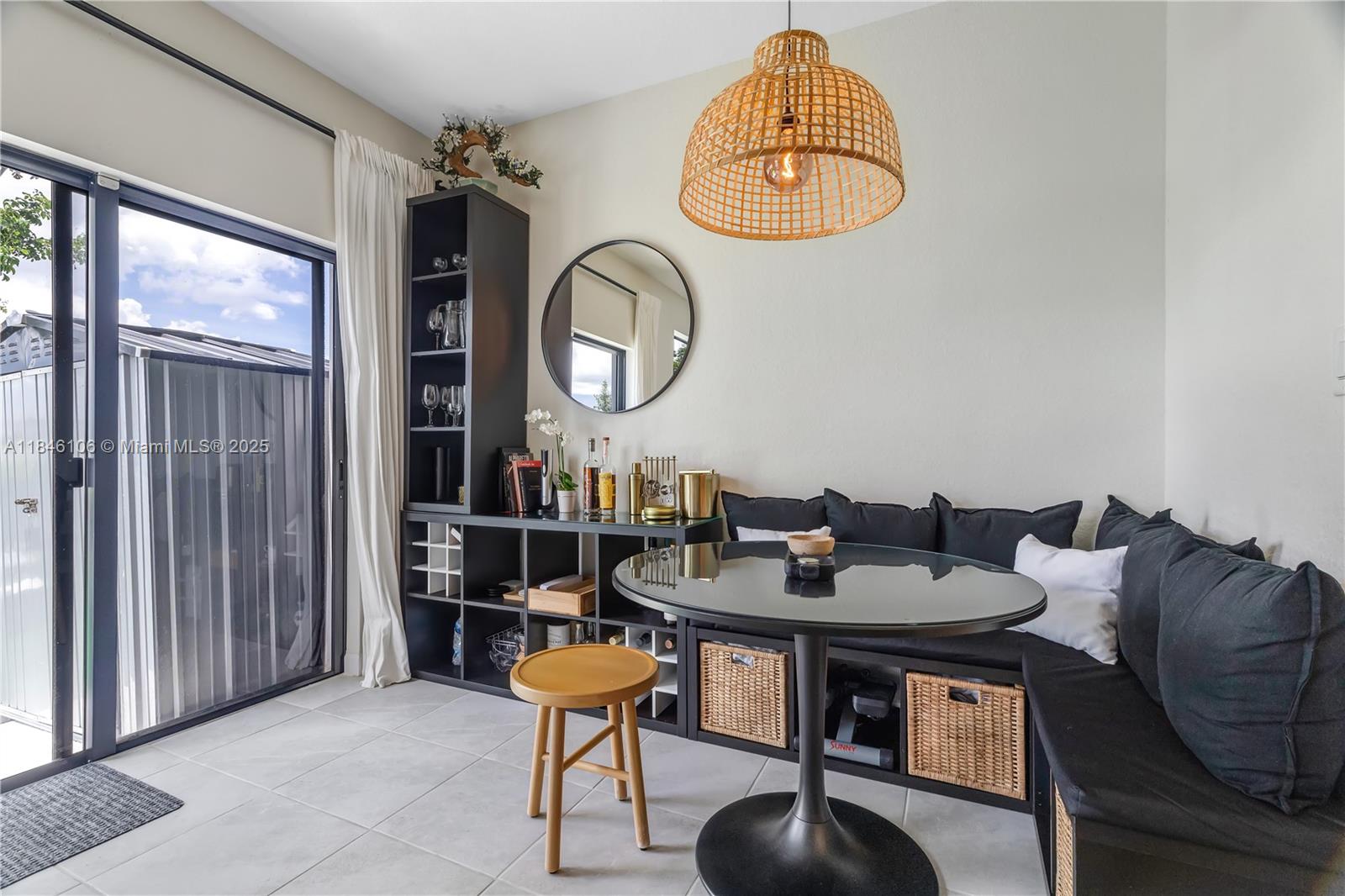 AQUABELLA NORTH - Residential