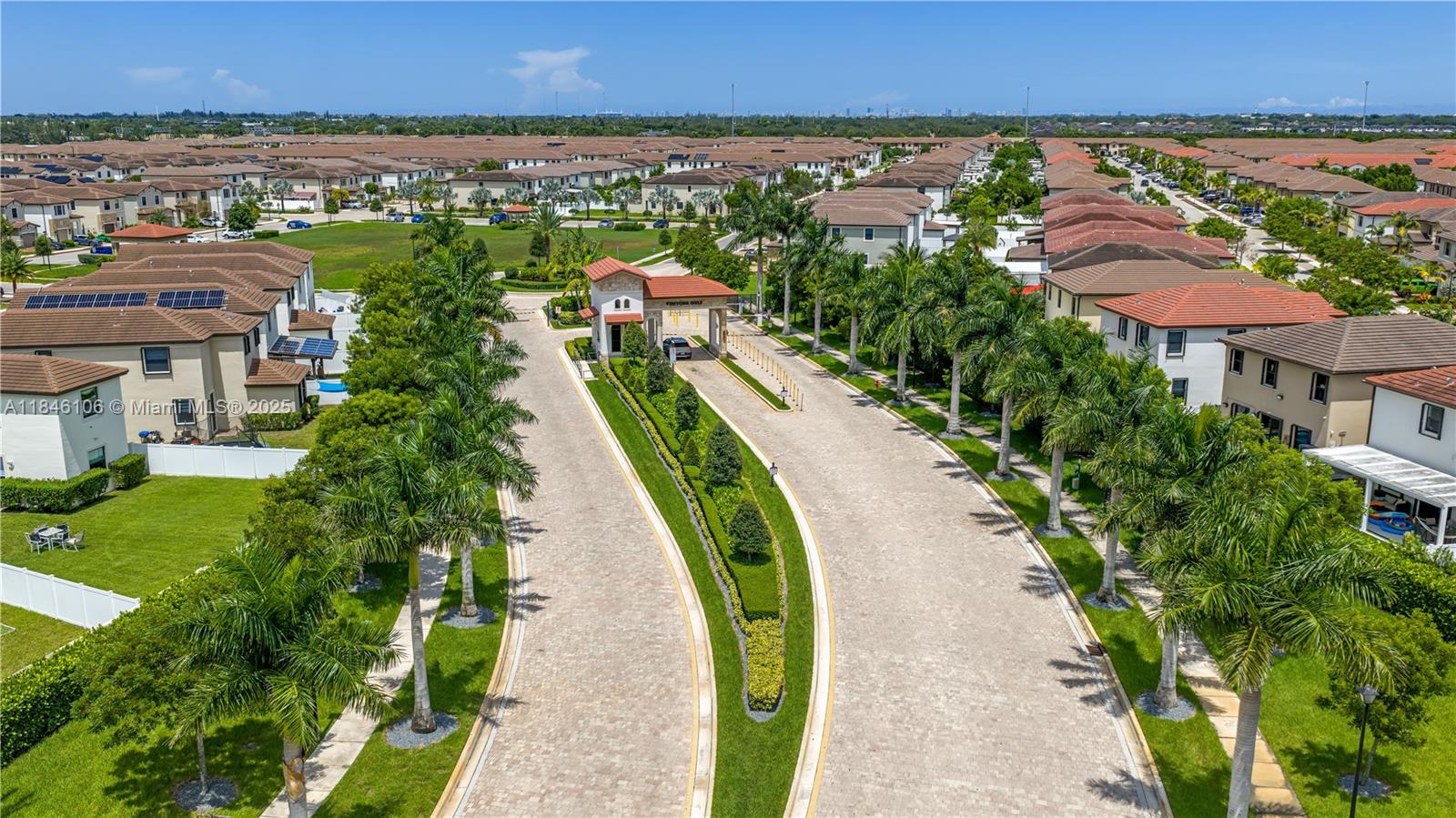 AQUABELLA NORTH - Residential