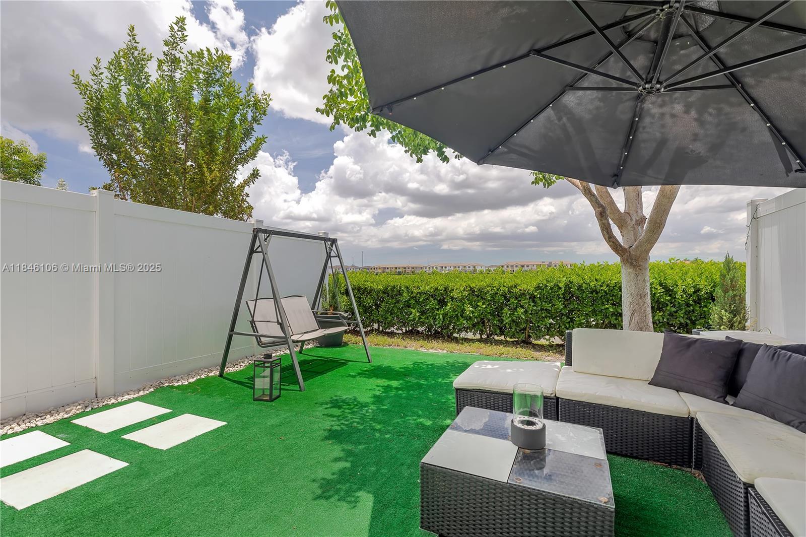 AQUABELLA NORTH - Residential