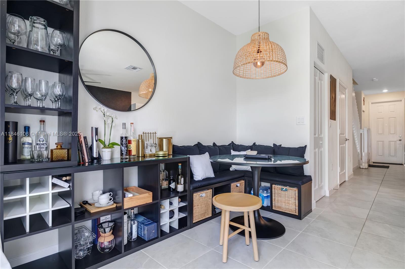 AQUABELLA NORTH - Residential