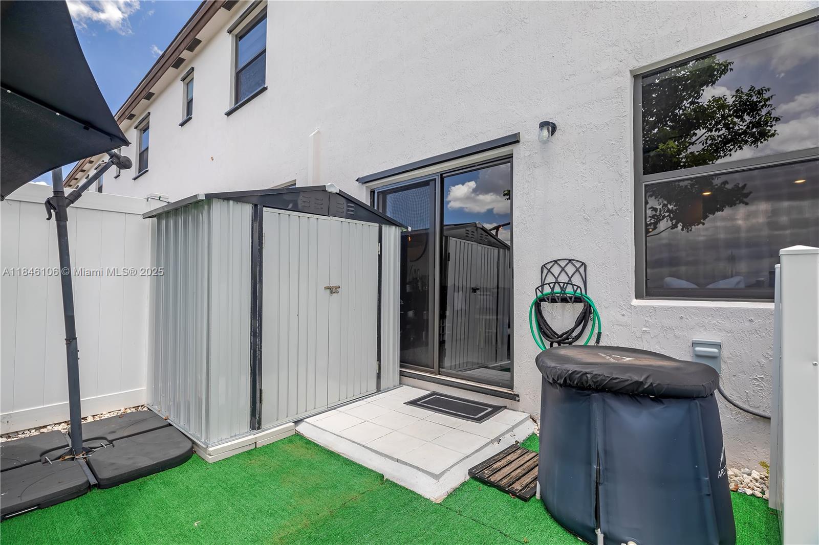 AQUABELLA NORTH - Residential