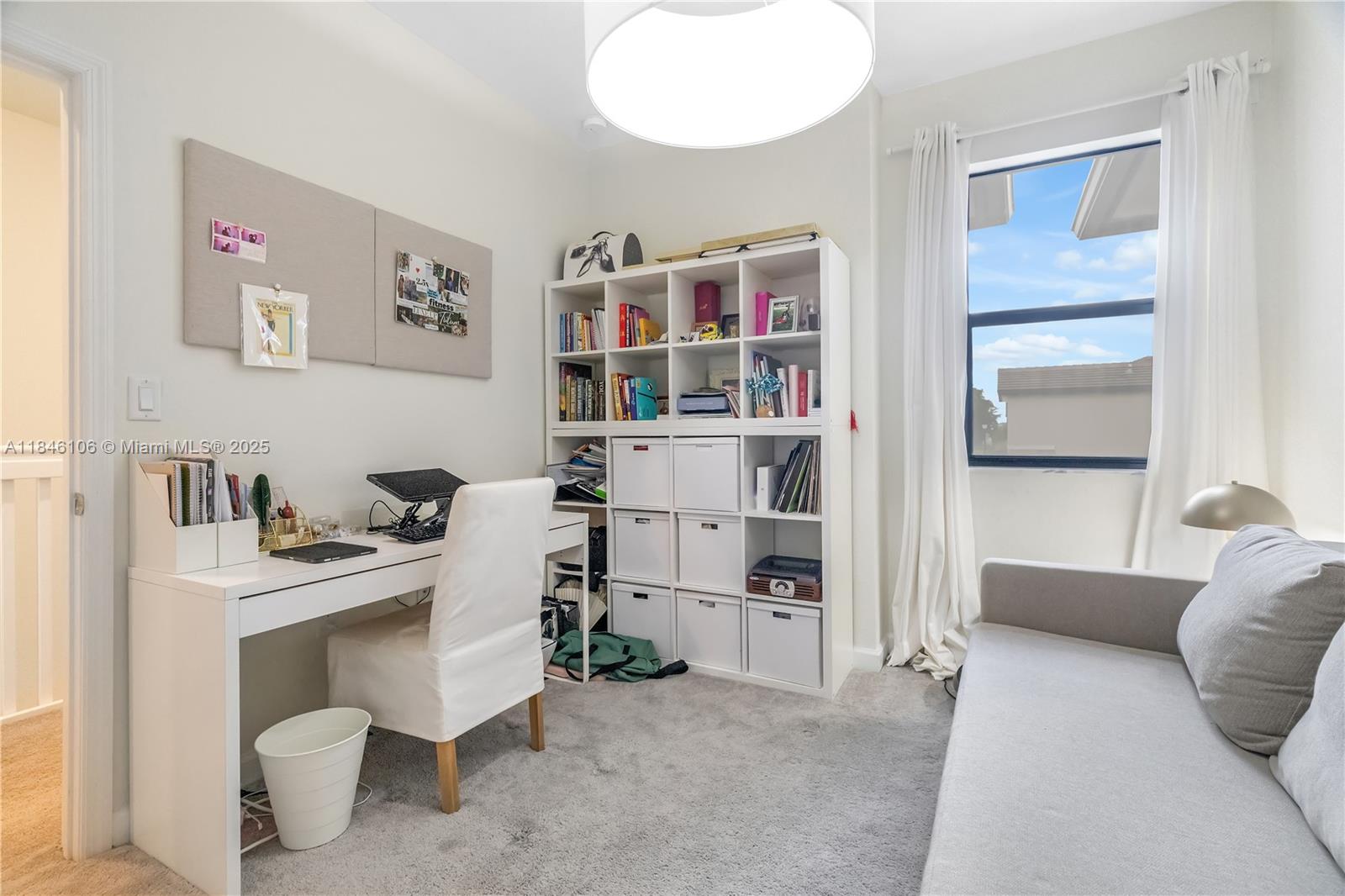 AQUABELLA NORTH - Residential