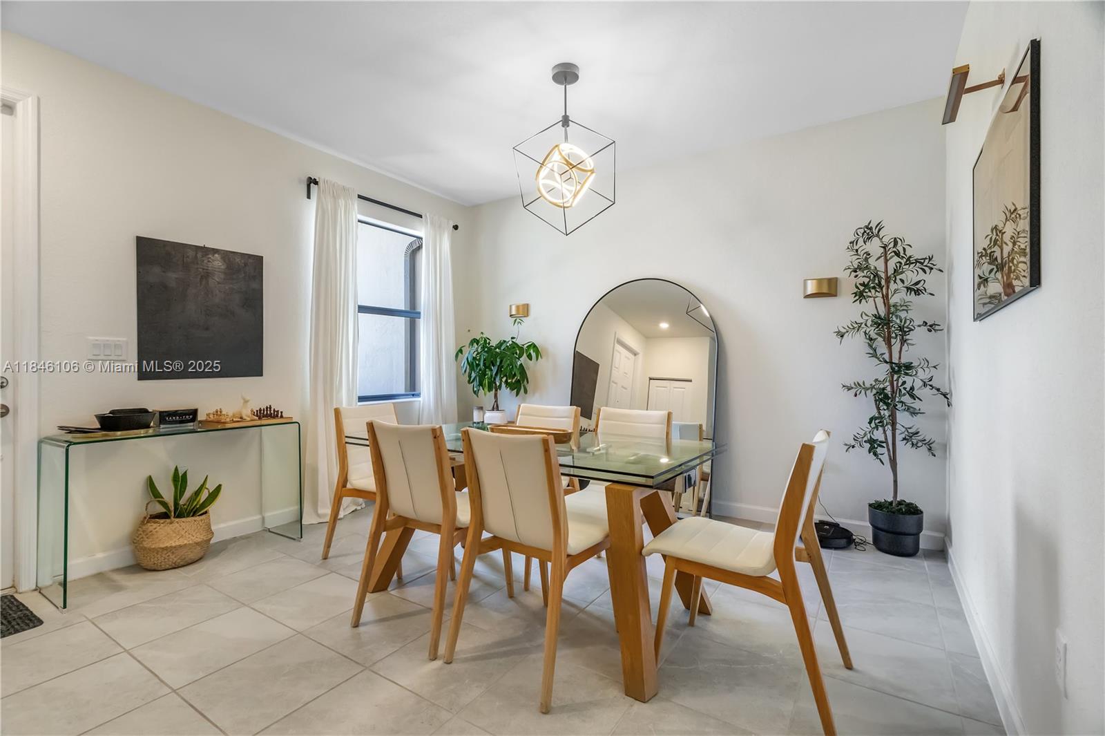 AQUABELLA NORTH - Residential