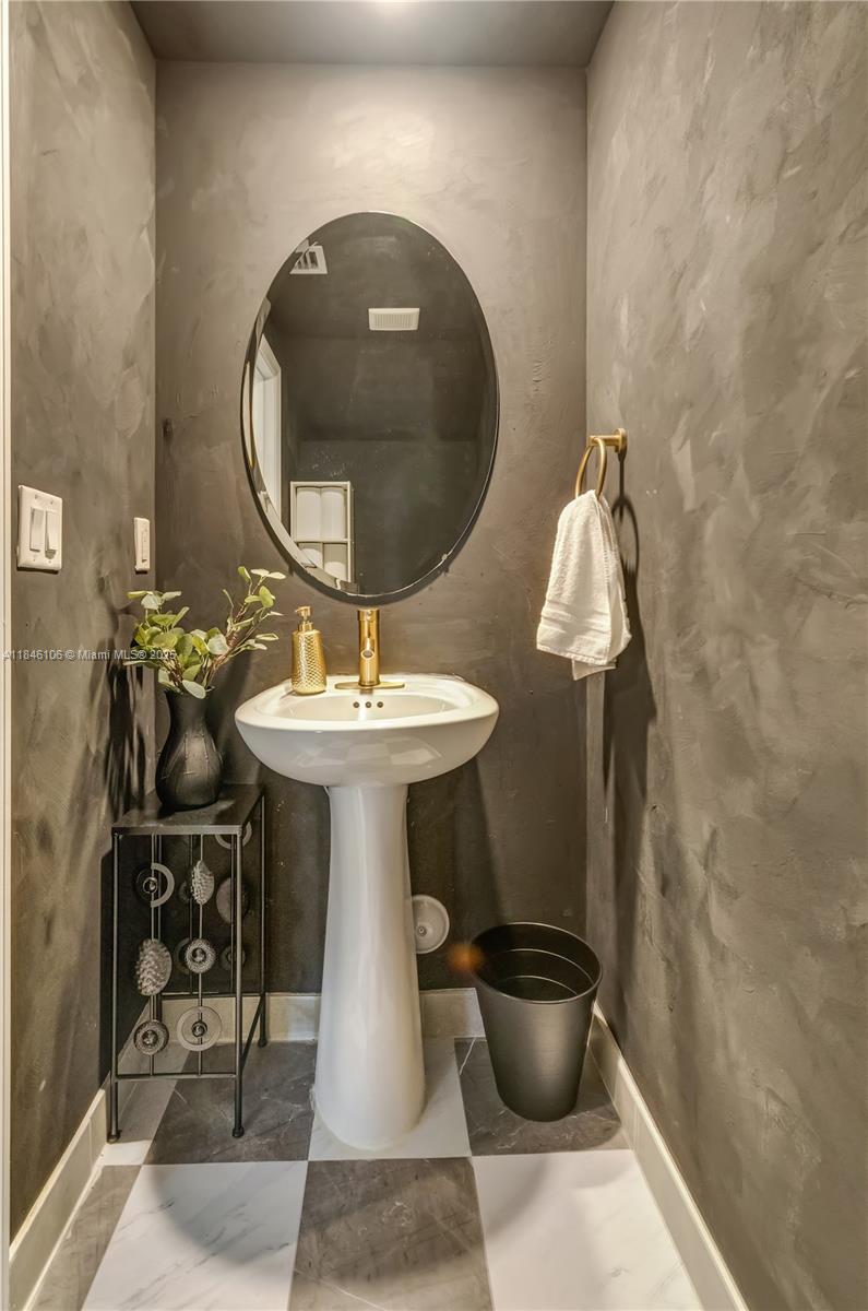 AQUABELLA NORTH - Residential