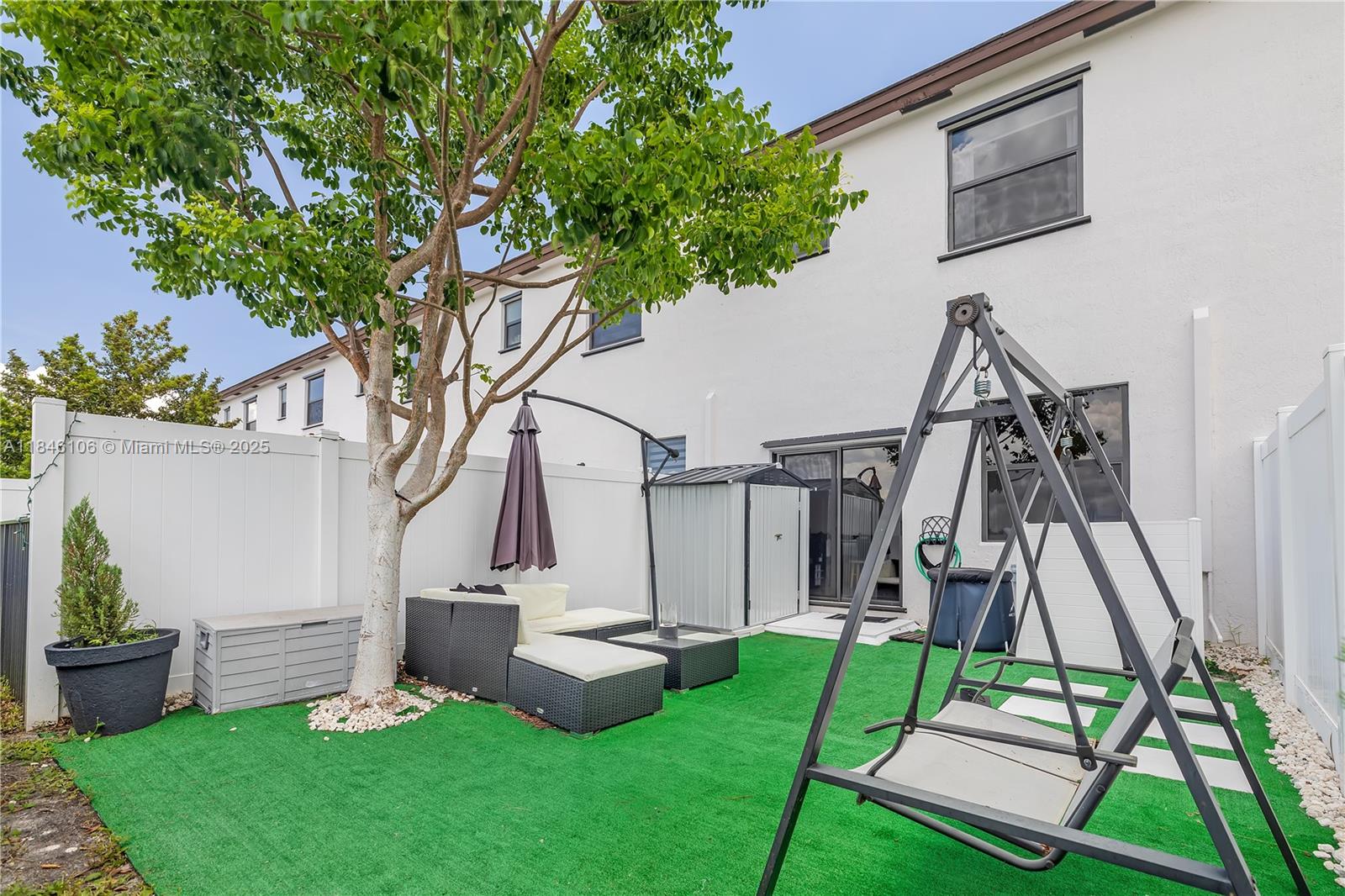 AQUABELLA NORTH - Residential