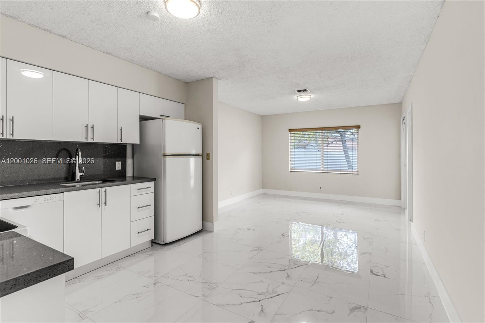 FLAGAMI 2ND ADDN - Residential Lease