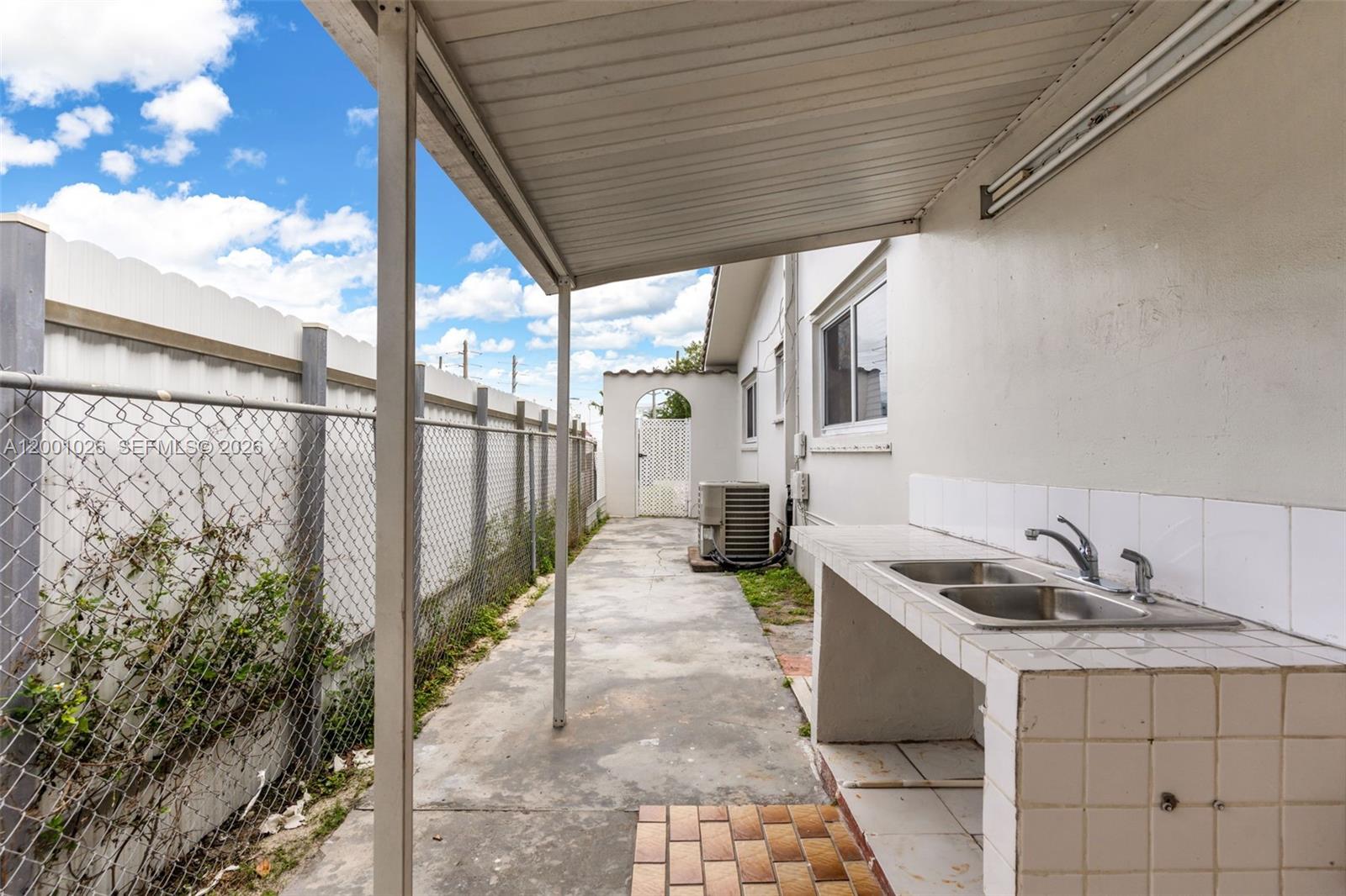 FLAGAMI 2ND ADDN - Residential Lease