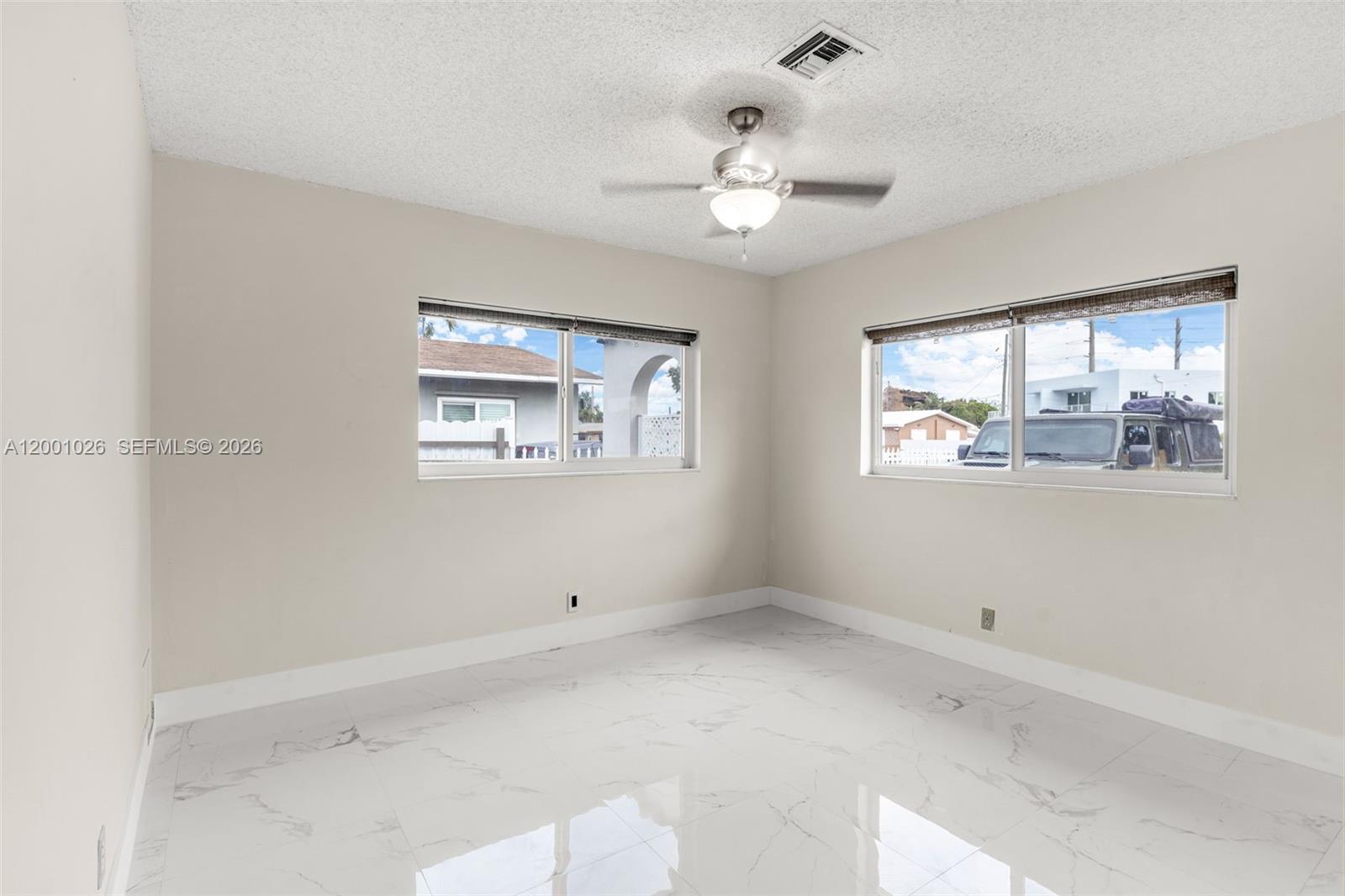 FLAGAMI 2ND ADDN - Residential Lease