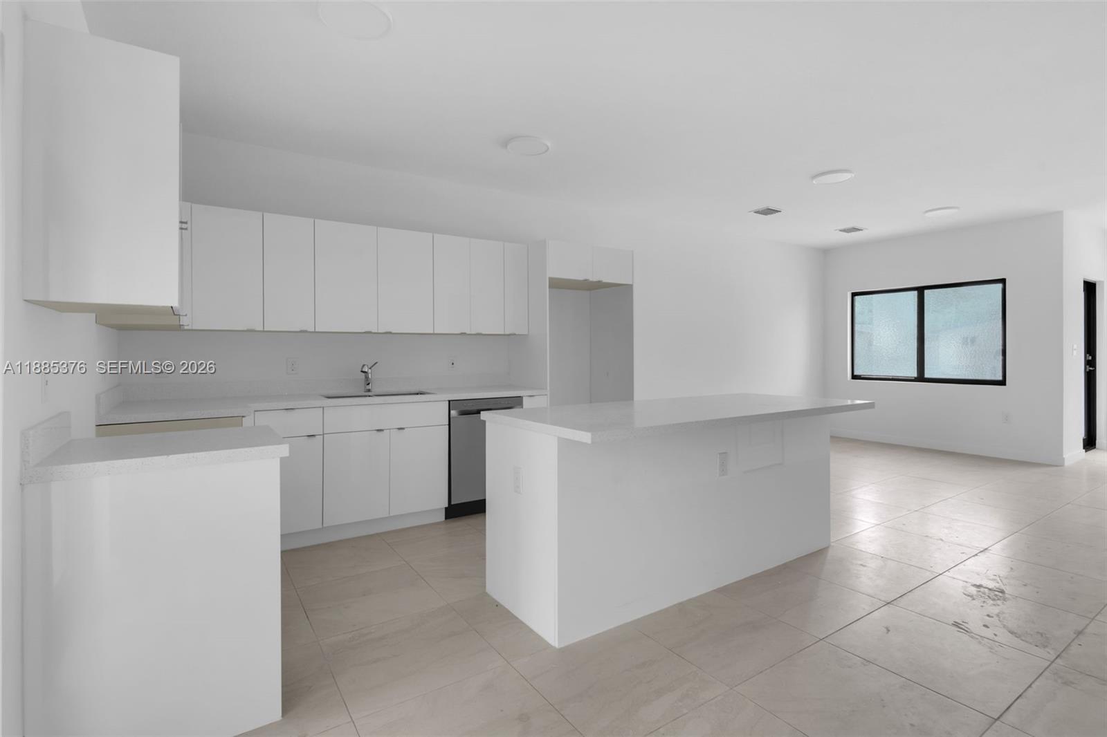 HIALEAH HEIGHTS - Residential