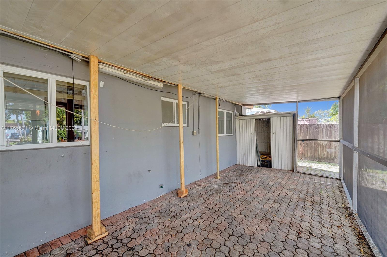 LAKEVIEW HEIGHTS - Residential