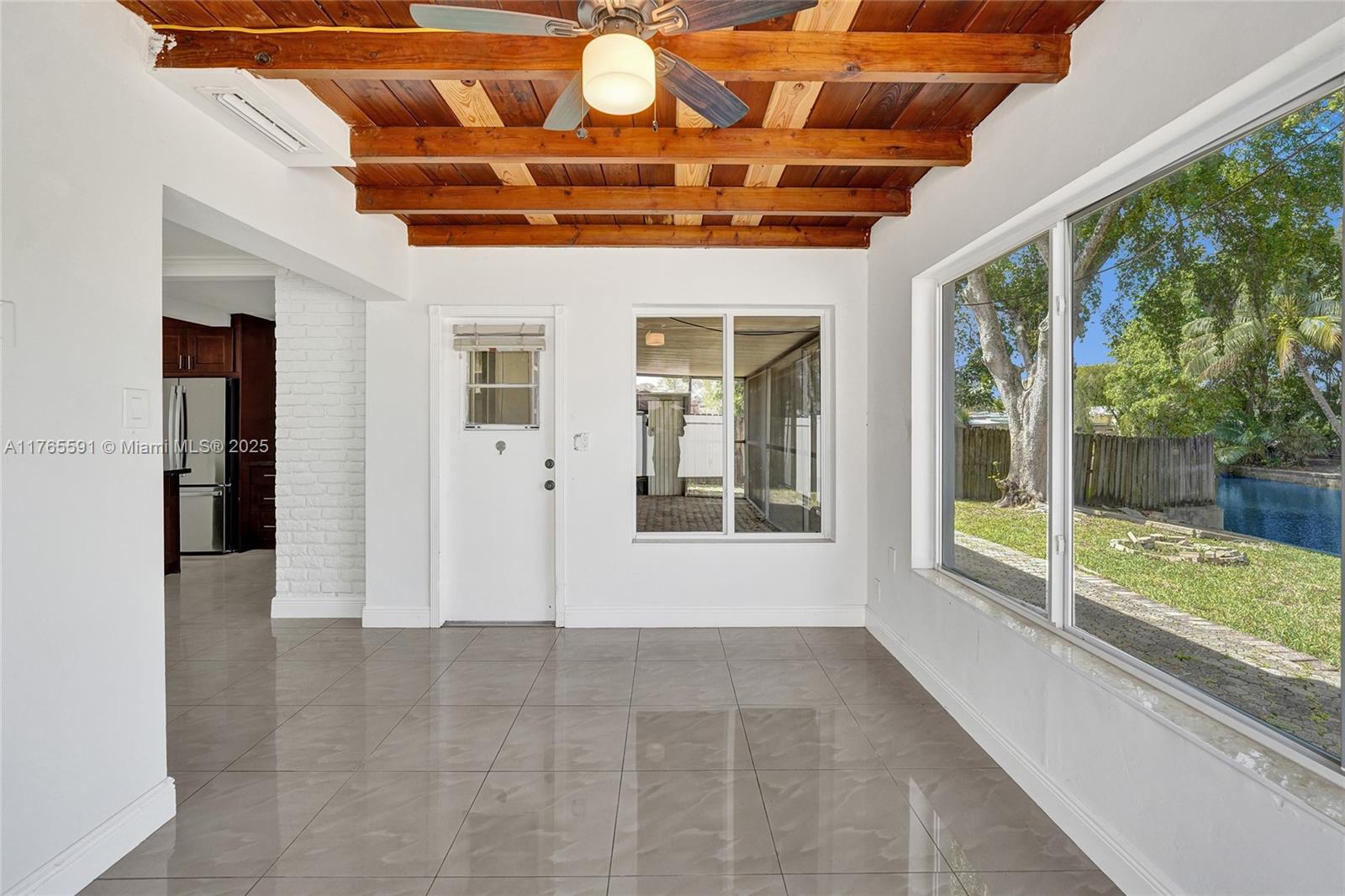 LAKEVIEW HEIGHTS - Residential