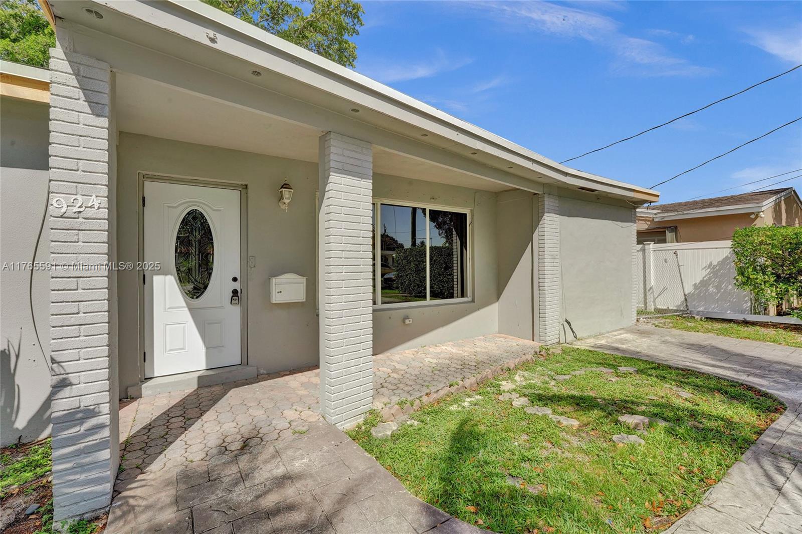 LAKEVIEW HEIGHTS - Residential