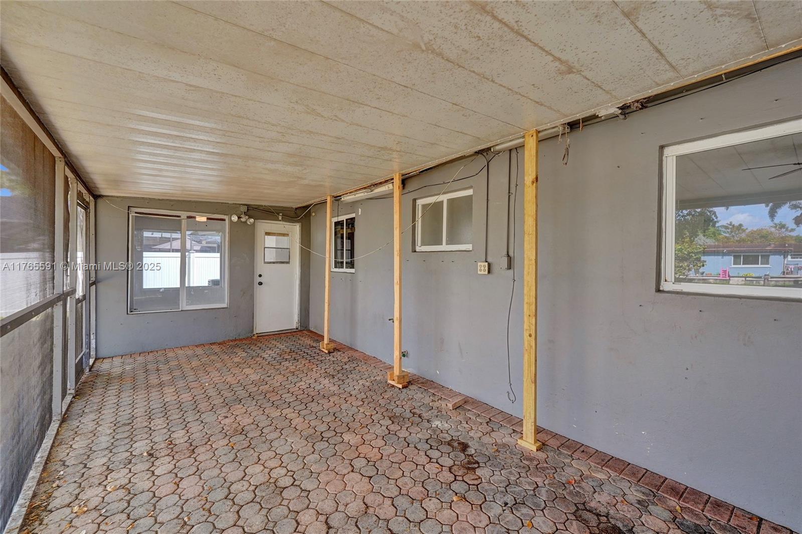 LAKEVIEW HEIGHTS - Residential