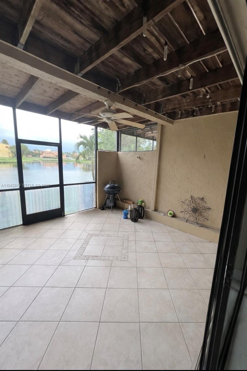 WESTVIEW CONDOMINIUM NO F - Residential