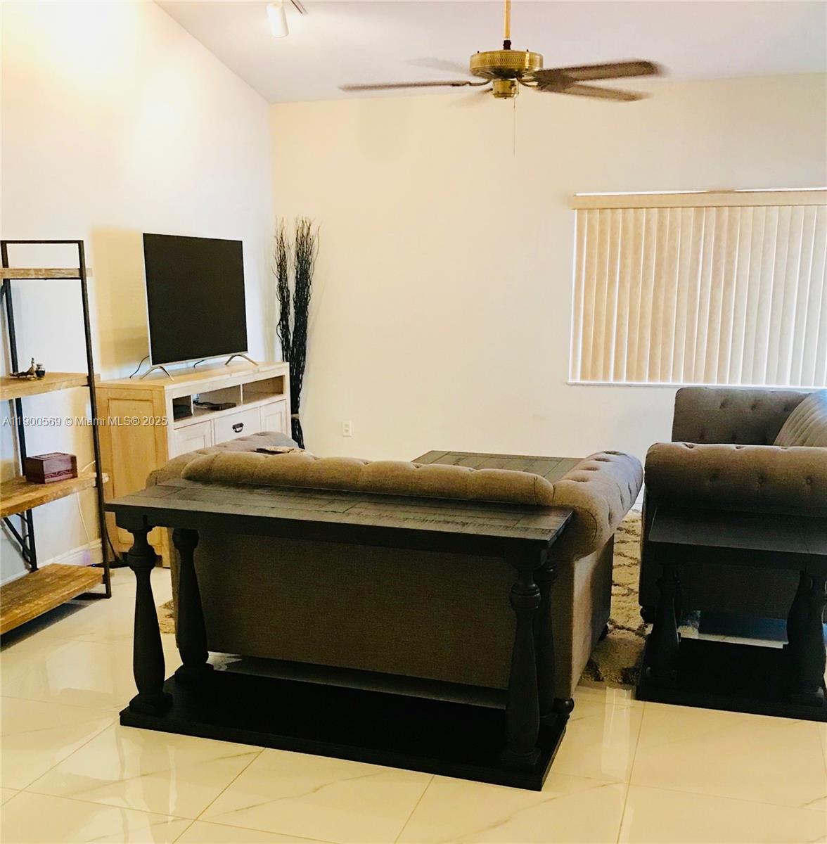 WATERFORD - Residential Lease