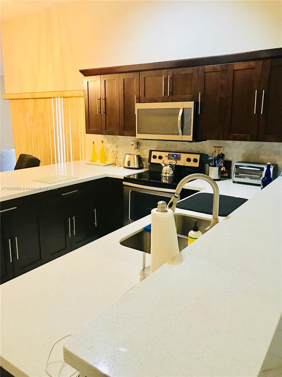 WATERFORD - Residential Lease