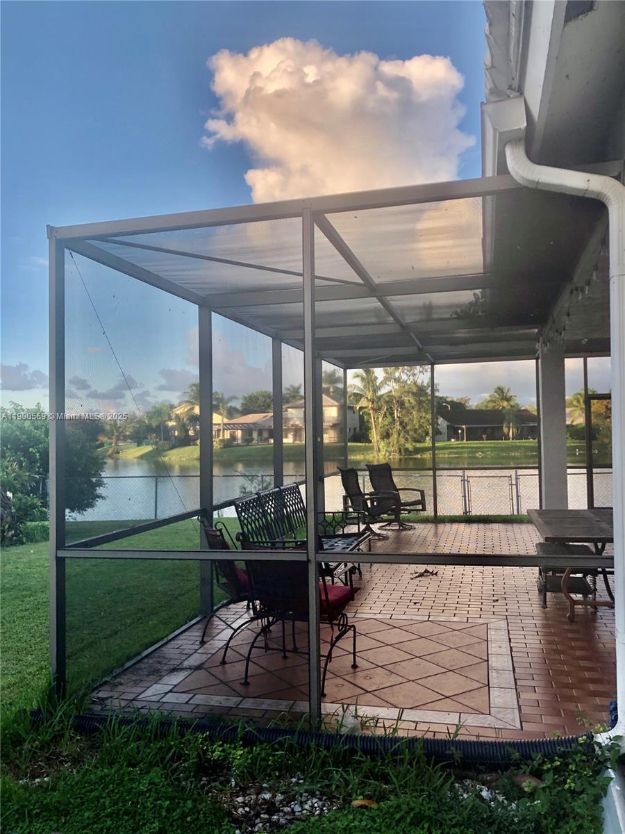 WATERFORD - Residential Lease