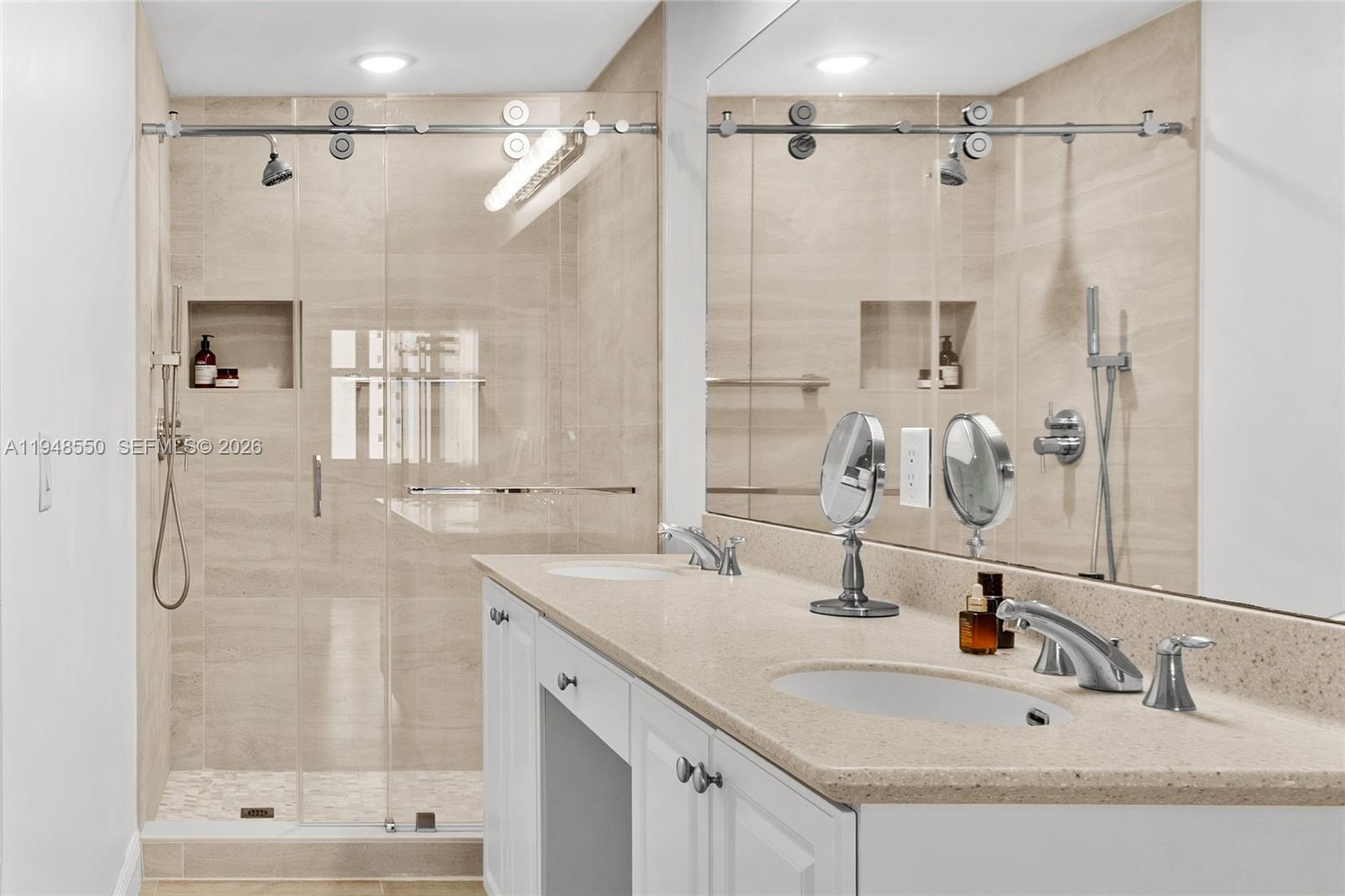 AVENTURA MARINA CONDO NUM - Residential