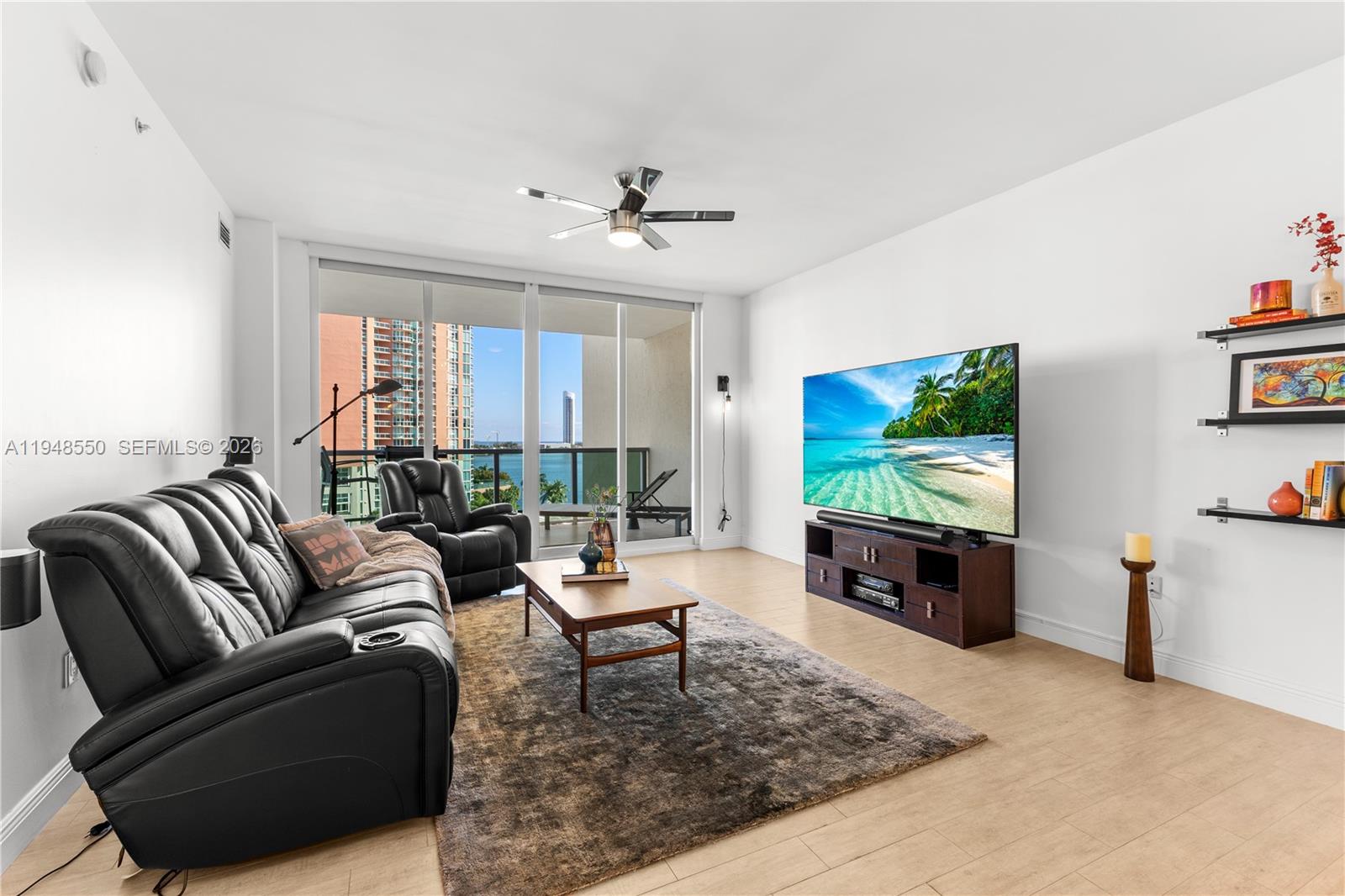 AVENTURA MARINA CONDO NUM - Residential