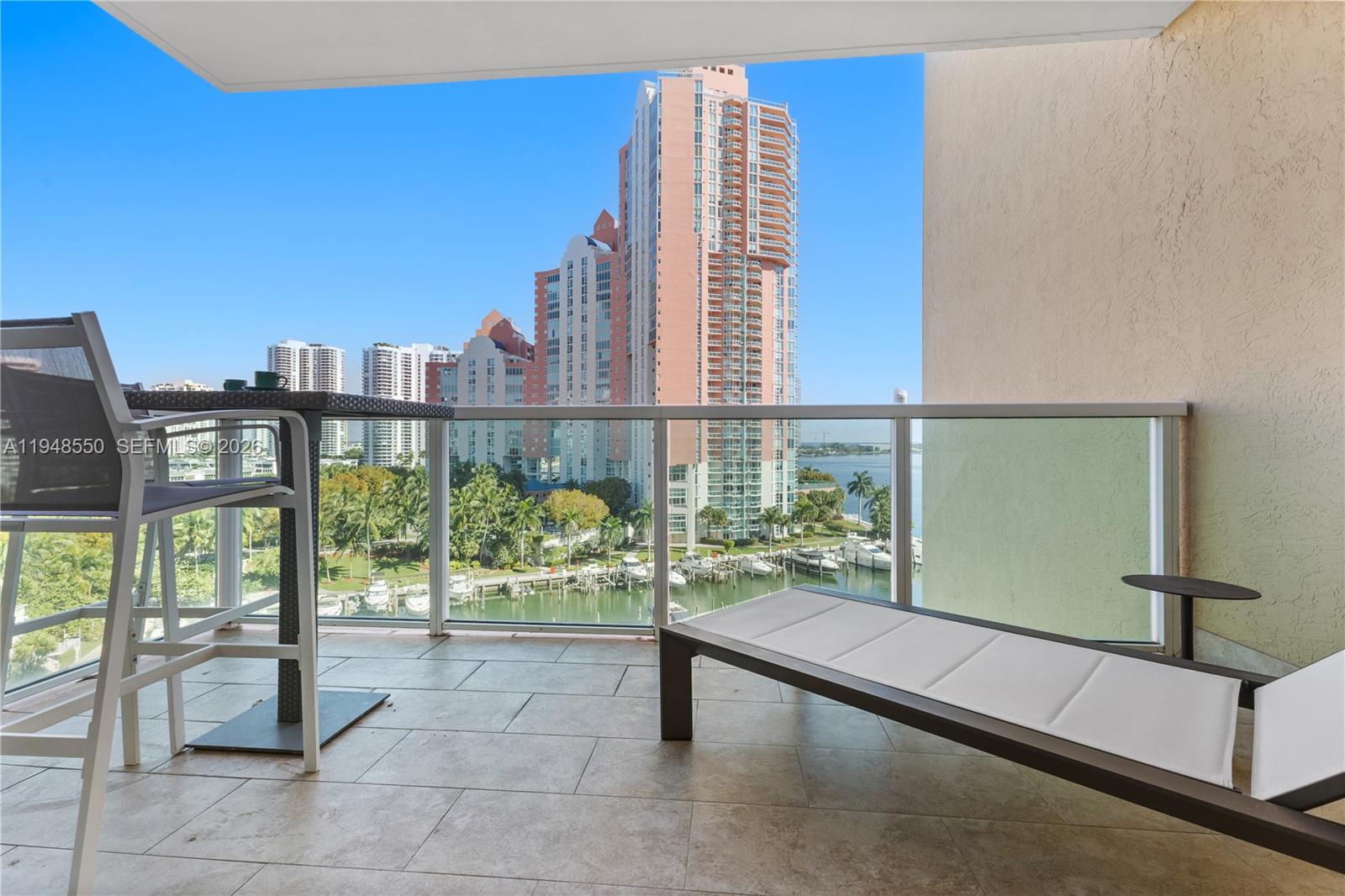 AVENTURA MARINA CONDO NUM - Residential