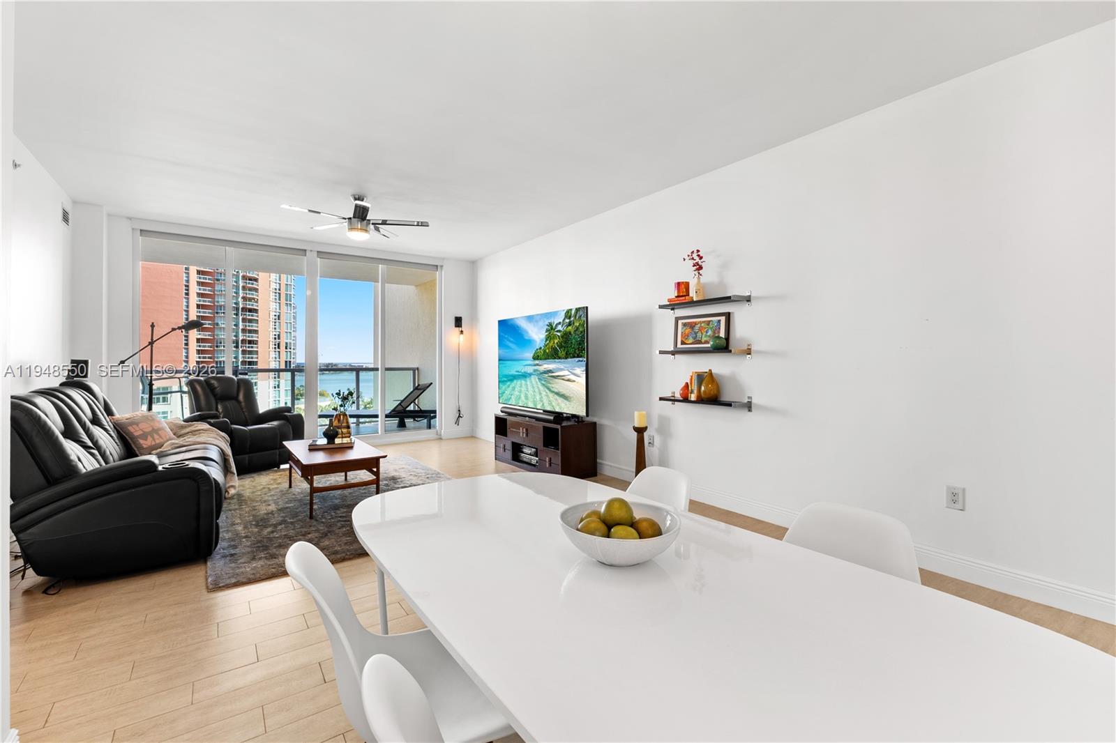 AVENTURA MARINA CONDO NUM - Residential