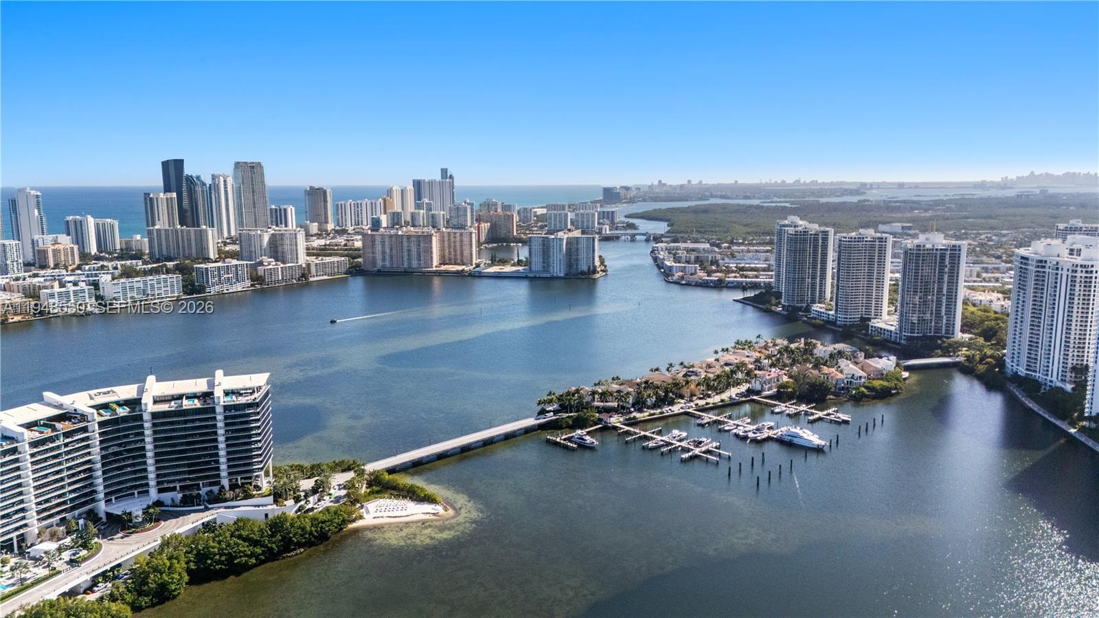 AVENTURA MARINA CONDO NUM - Residential