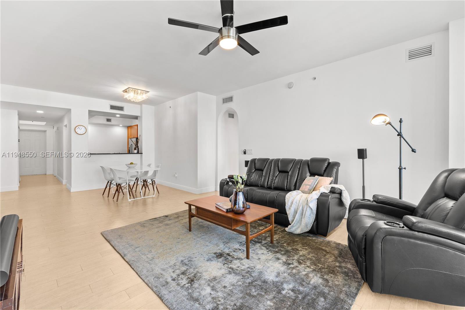 AVENTURA MARINA CONDO NUM - Residential