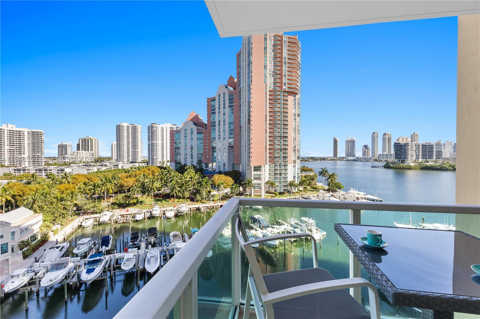 AVENTURA MARINA CONDO NUM - Residential