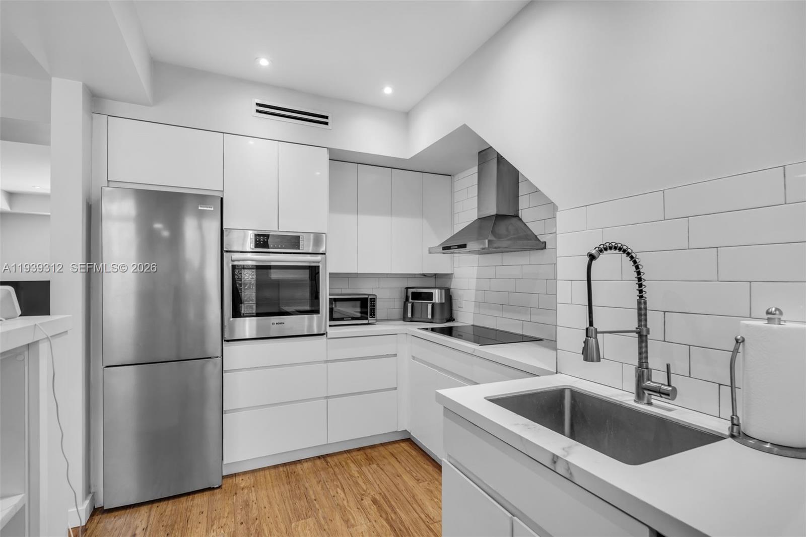 PARKVIEW SOUTH CONDO - Residential