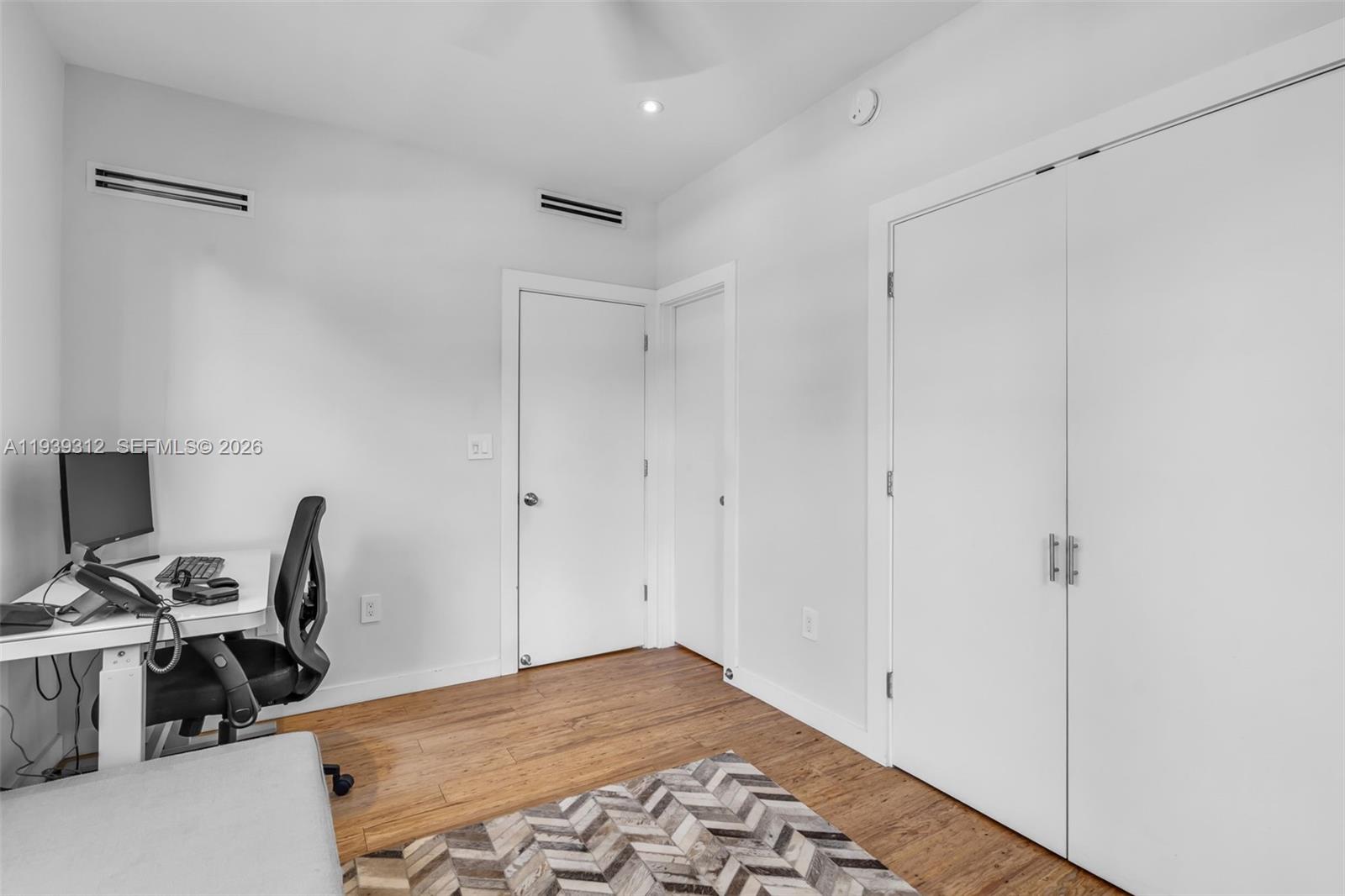 PARKVIEW SOUTH CONDO - Residential