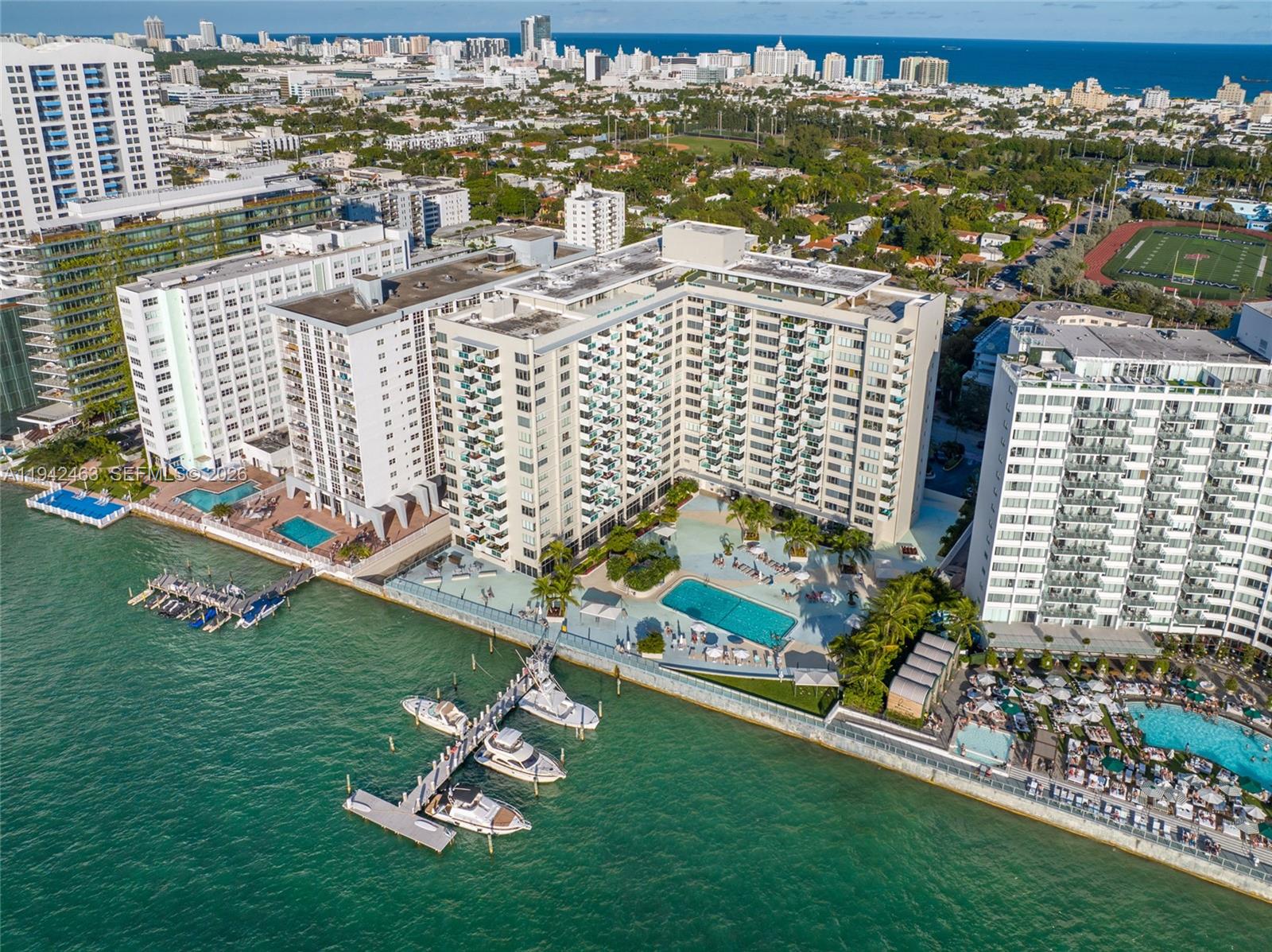 MIRADOR 1200 CONDO - Residential