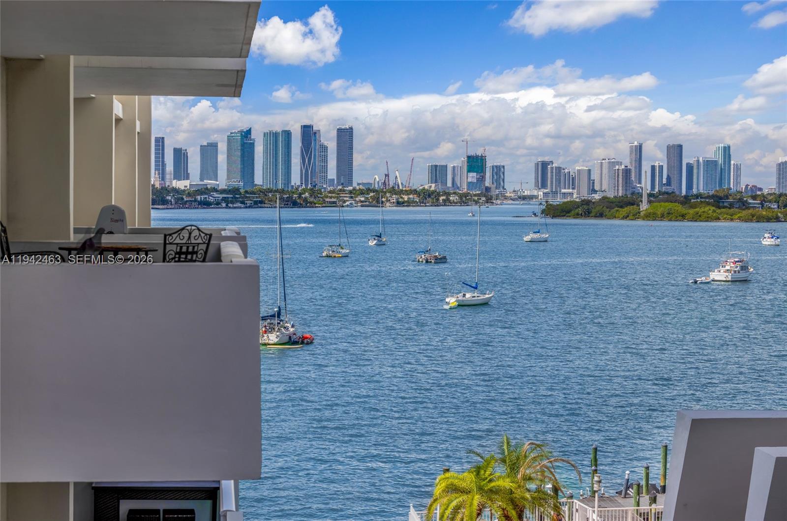 MIRADOR 1200 CONDO - Residential