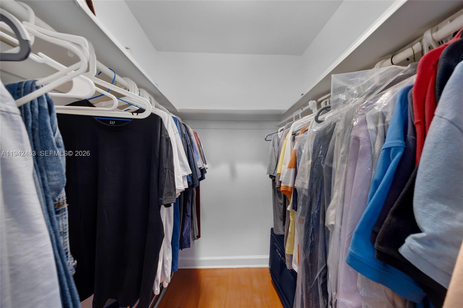 MIRADOR 1200 CONDO - Residential