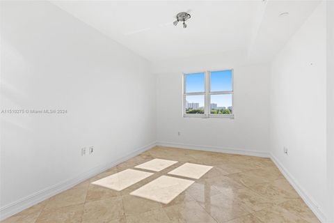 Condominium in Aventura FL 19900 Country Club Dr 12.jpg