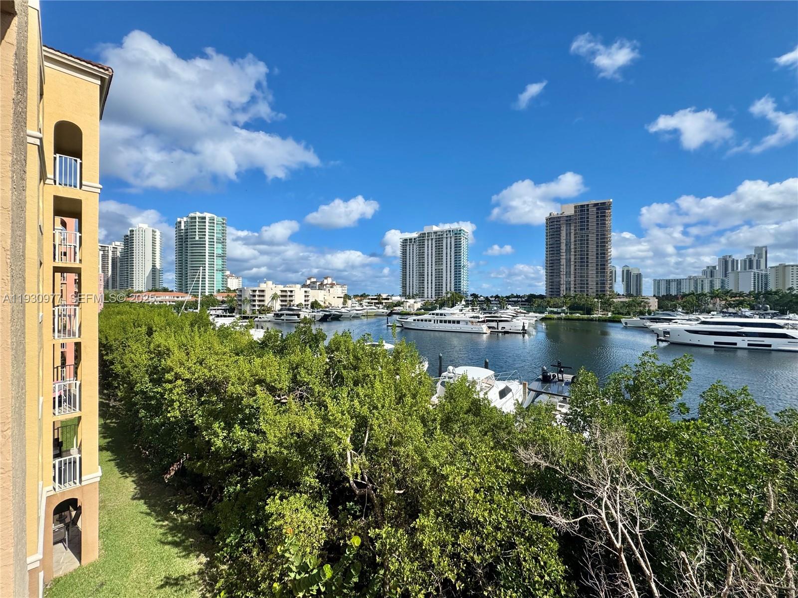 19877 E Country Club Dr 3408