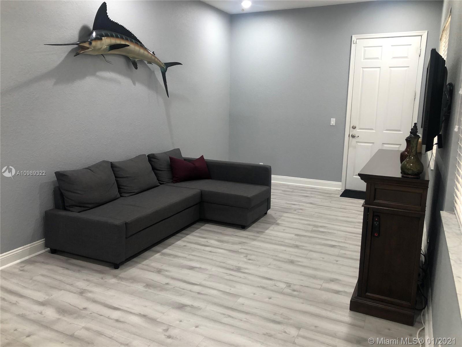 CANTERBURY AT QUANTUM VIL - Residential