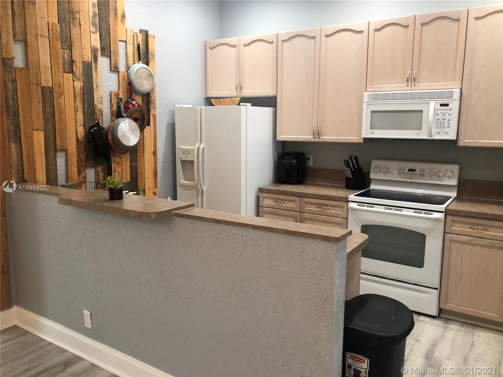 CANTERBURY AT QUANTUM VIL - Residential