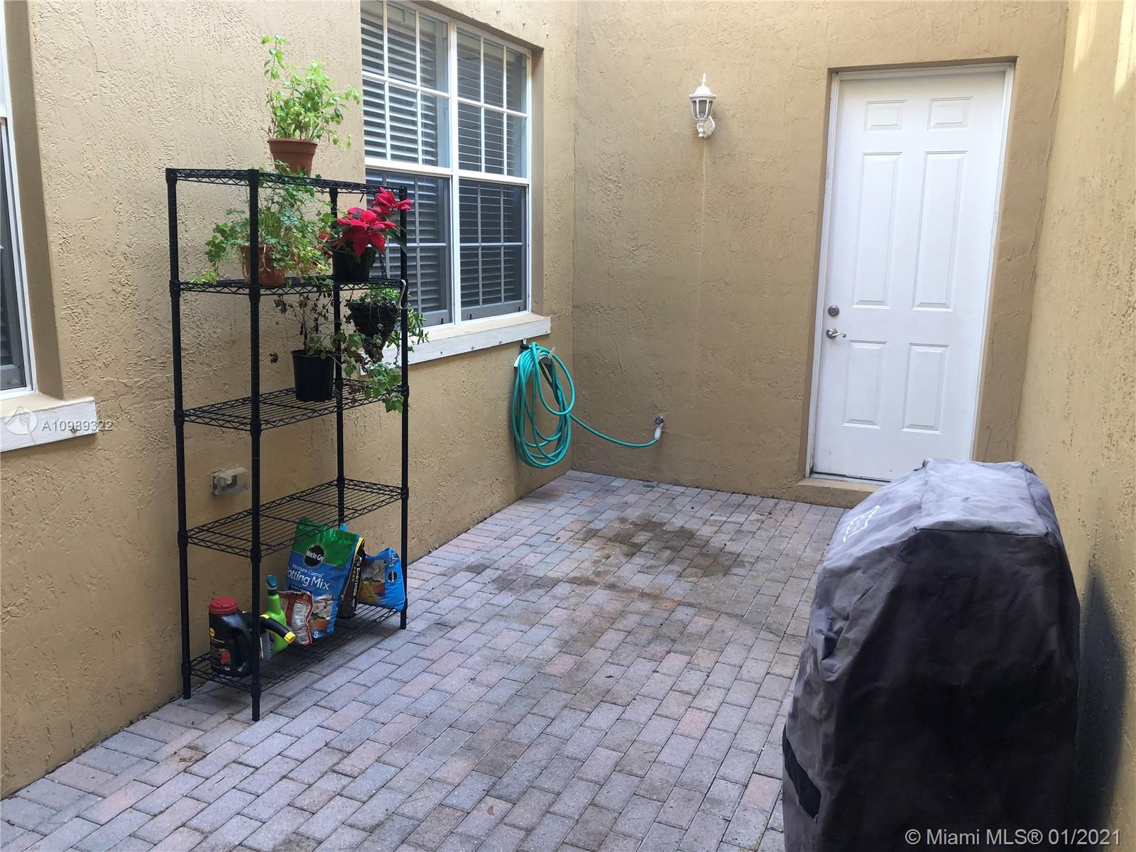 CANTERBURY AT QUANTUM VIL - Residential