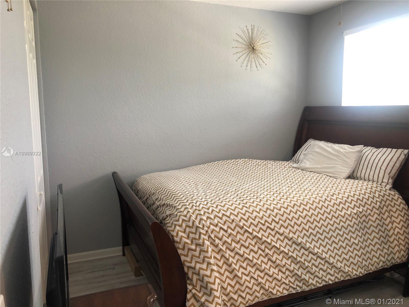 CANTERBURY AT QUANTUM VIL - Residential