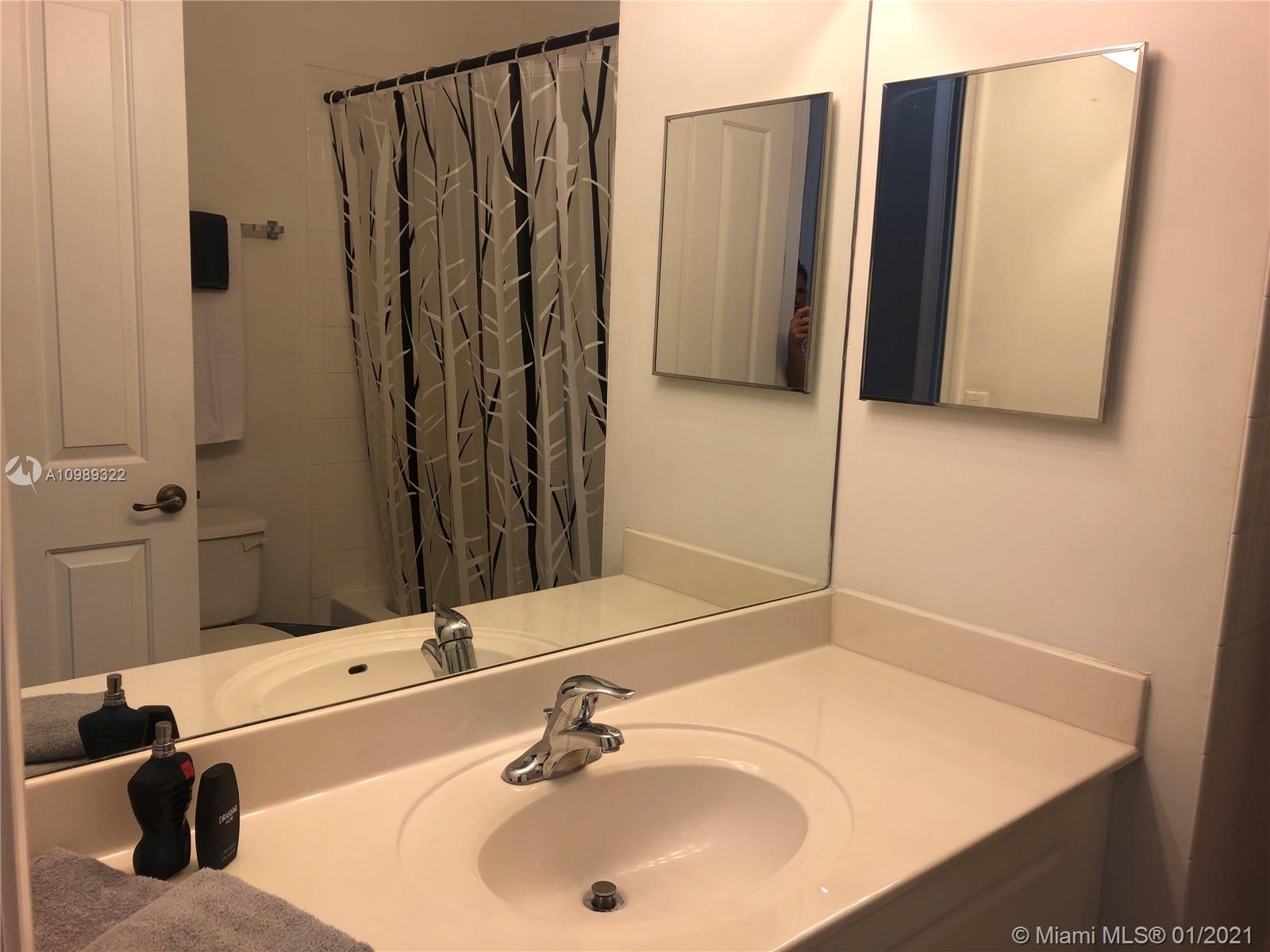 CANTERBURY AT QUANTUM VIL - Residential